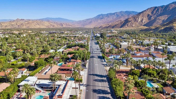 california-palm-springs-visitors-guide-exploring-downtown-things-to-do